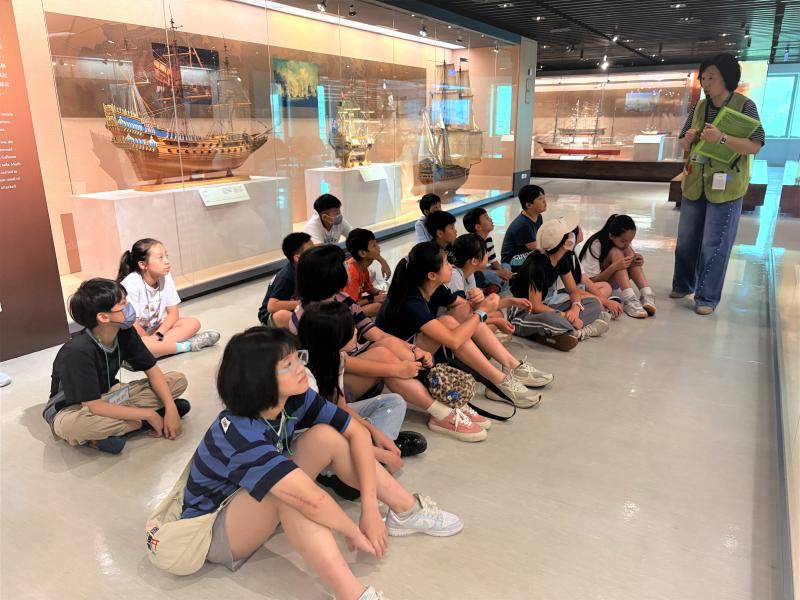 雙語導覽進行中