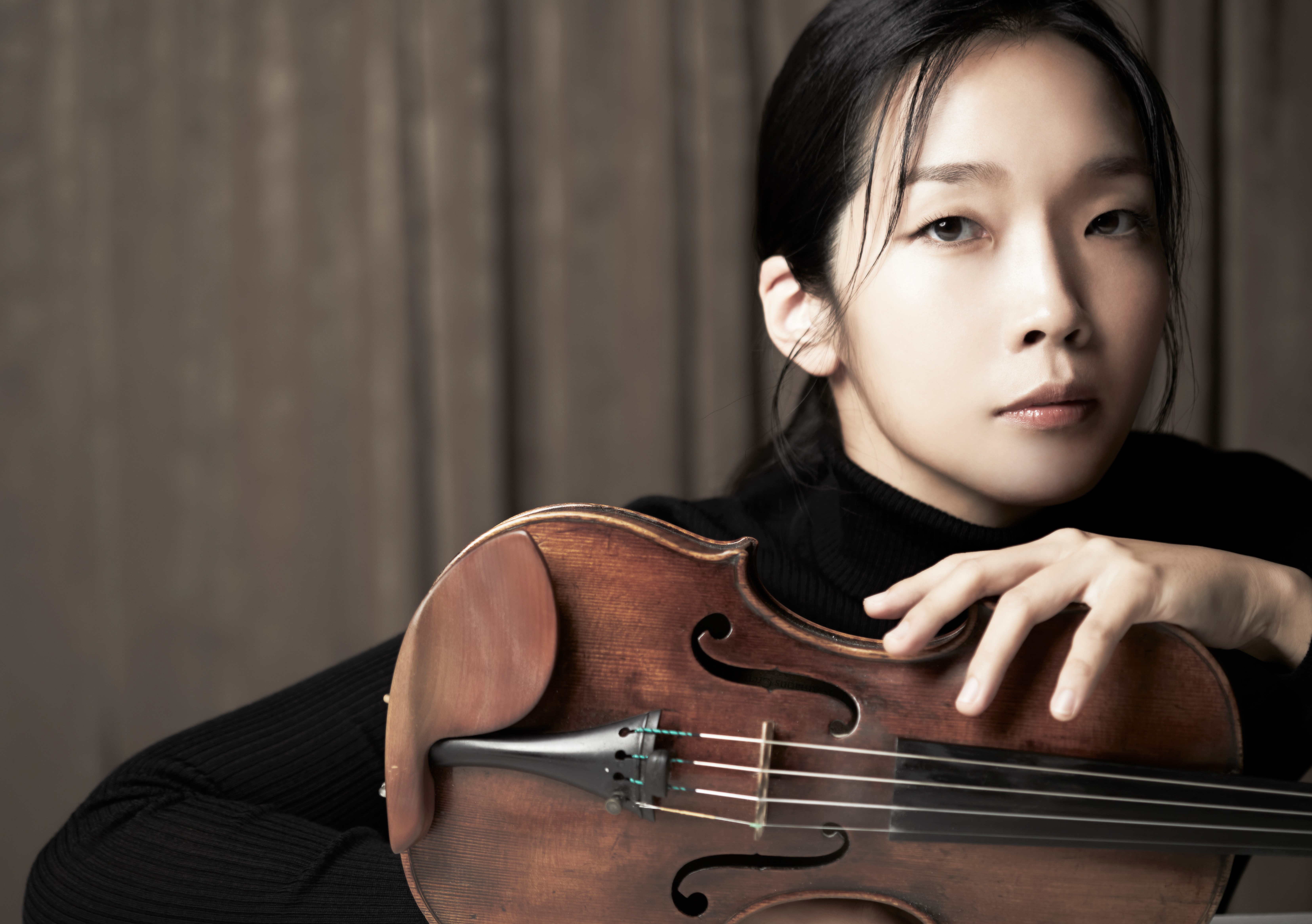 Violinist Ji-yoon Park, laureate of the 2009 Queen Elisabeth Competition in Brussels.