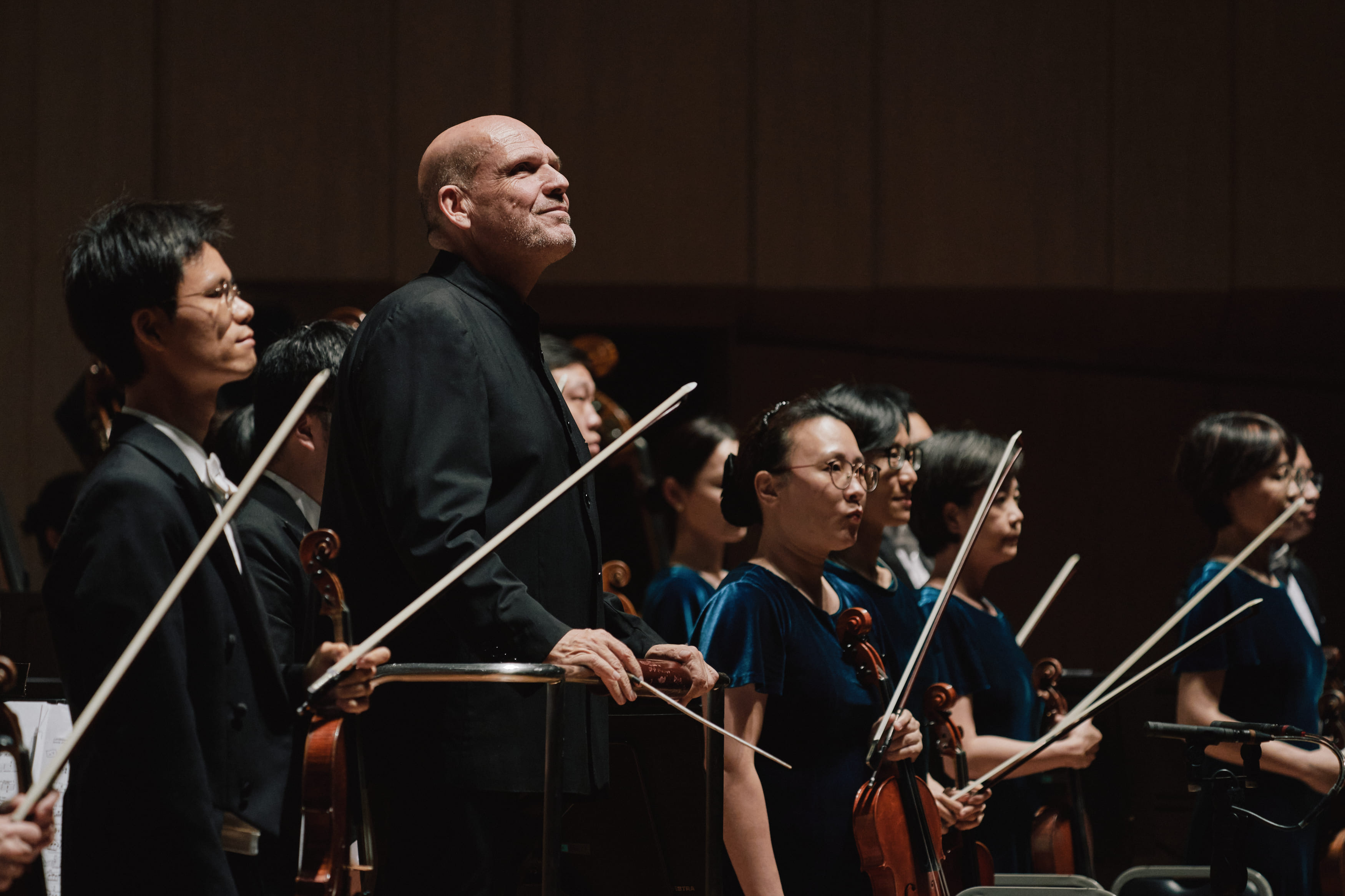 Led by Artist-in-Residence Jaap van Zweden, the orchestra will present Beethoven's
iconic masterpiece, Symphony No. 9