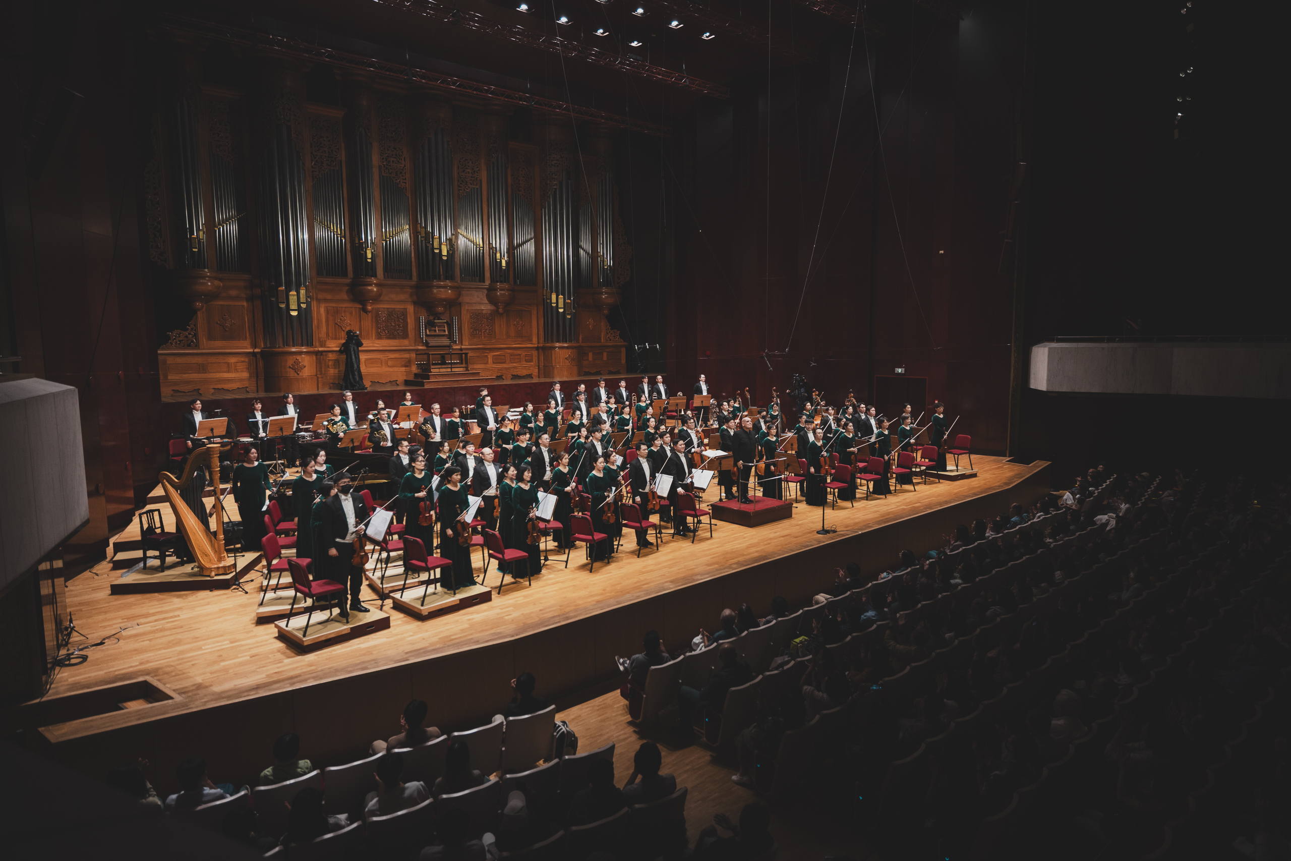 Evergreen Symphony Orchestra will showcase unity and cohesion, guiding audiences through Timeless Resonance with emotional depth and resonance.