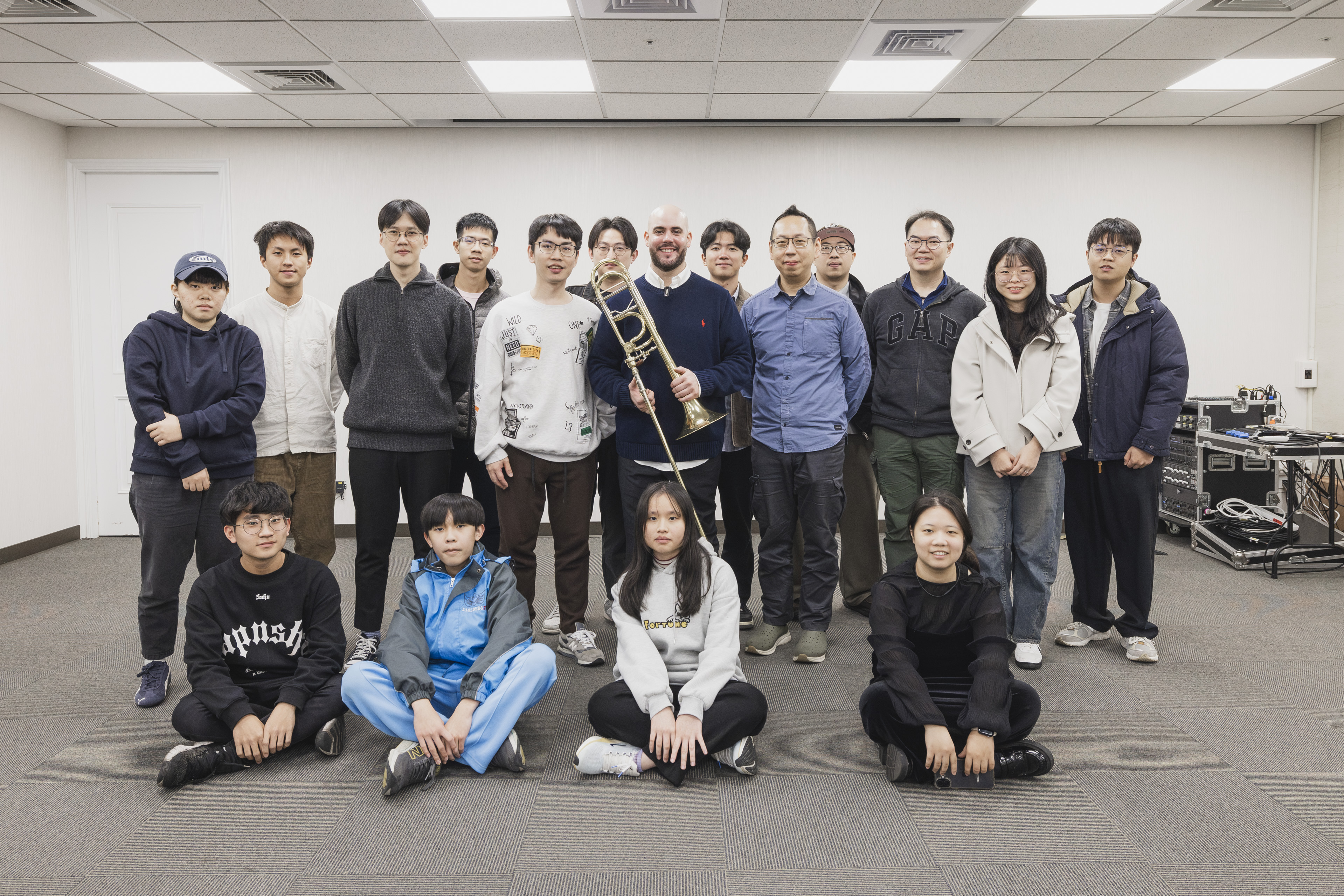 On January 13, 2026, ESO hosted a masterclass where Vicente Climent, Principal Trombone of the Bern Symphony Orchestra, engaging in close exchange on performance skills and musical insights.