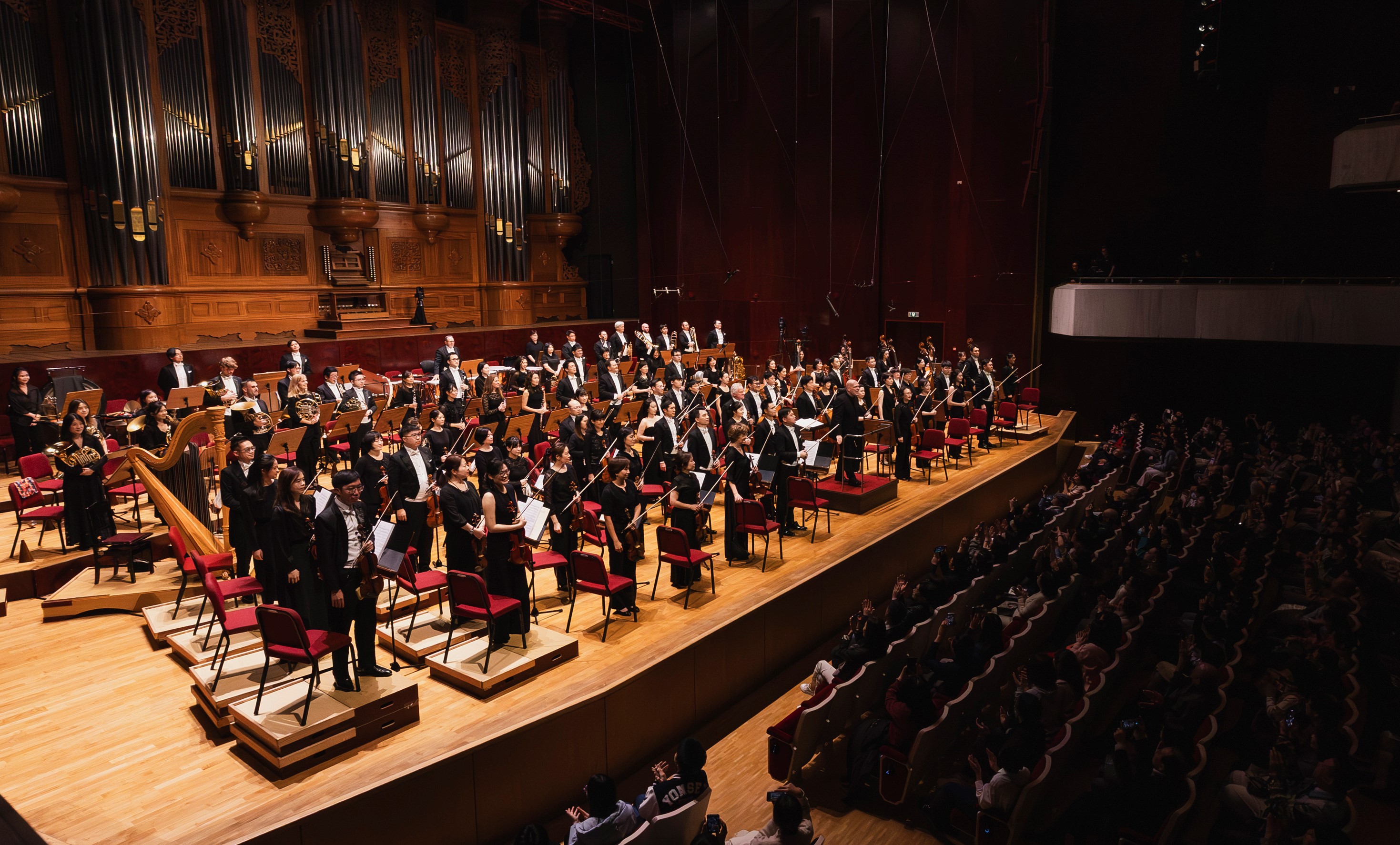 The Evergreen Symphony Orchestra from Taiwan opens a new chapter in its Japan tour with masterful performances.