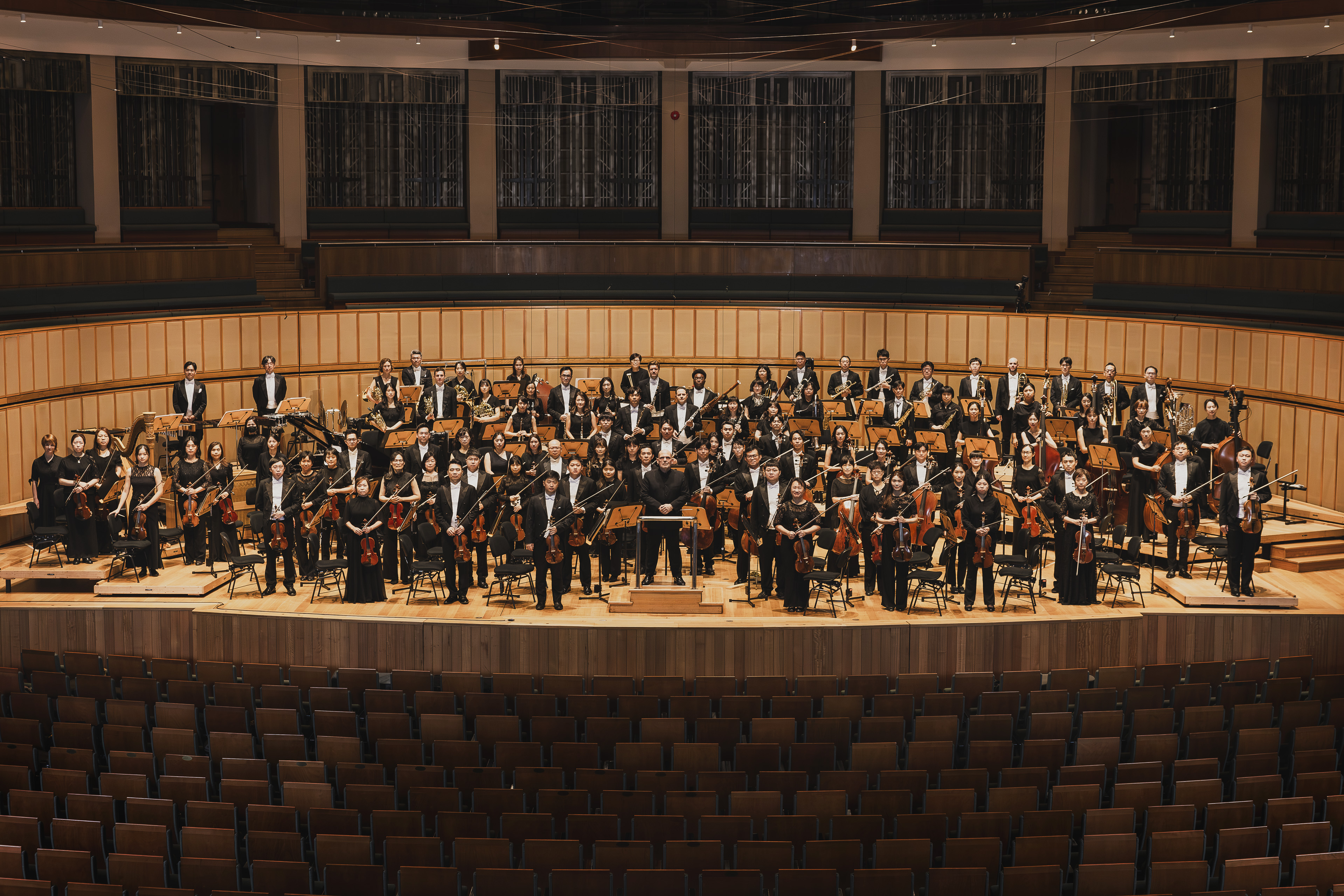 ESO will open the concert with strings alone before the full orchestra takes the stage in the second half for Dvořák’s New World Symphony.