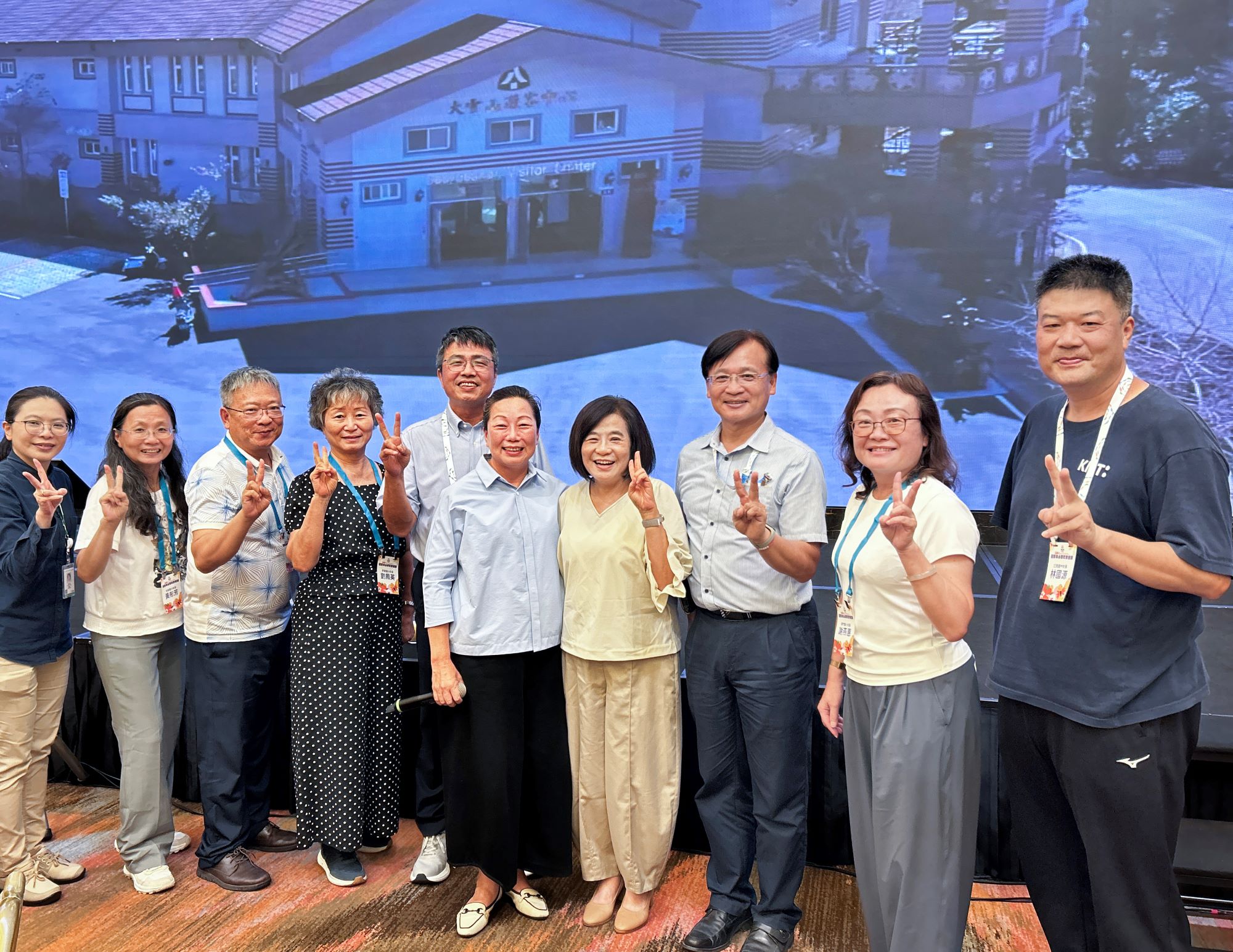 洪水退去，希望上線 張榮發基金會助花蓮光復七校重啟數位學習