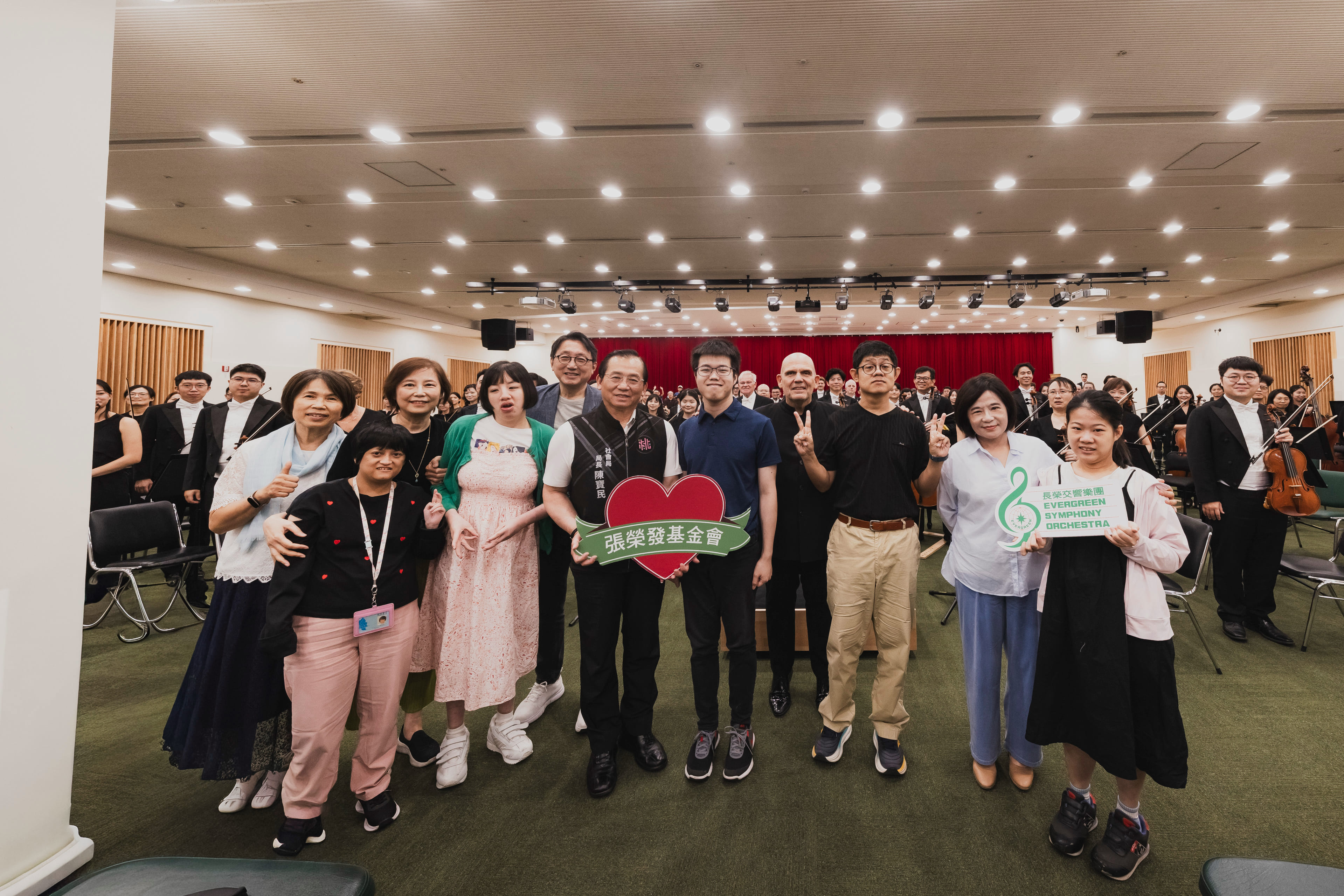 Evergreen Symphony Orchestra Builds Bridges Through Music   Jaap van Zweden Conducted the July 17 ‘ESO Community Concert’ 